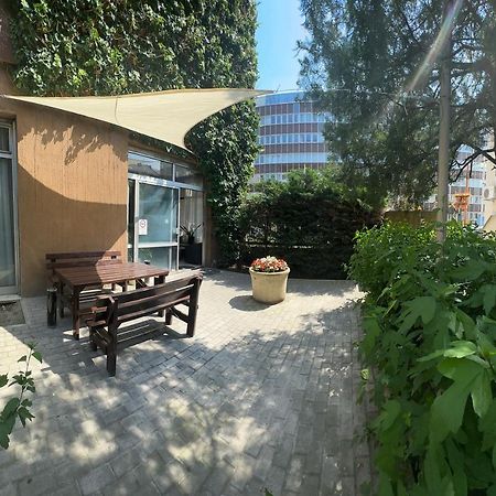 H1 Apartmanok ブダペスト エクステリア 写真