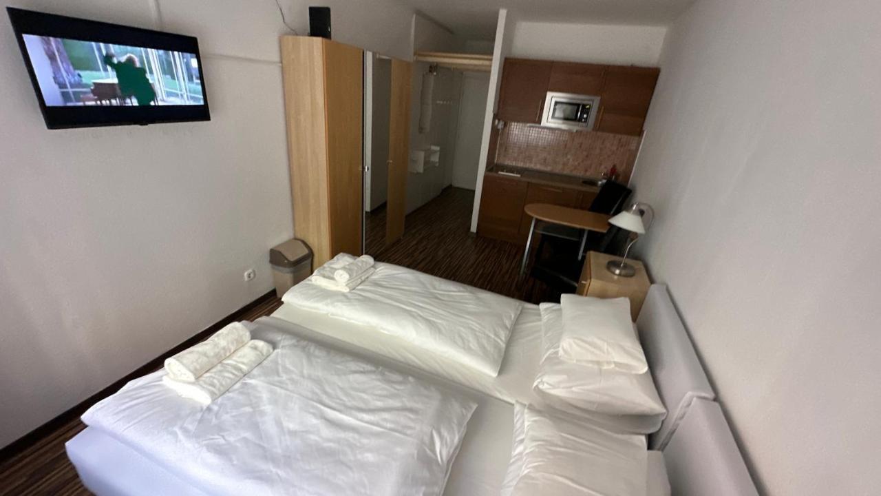 H1 Apartmanok ブダペスト エクステリア 写真