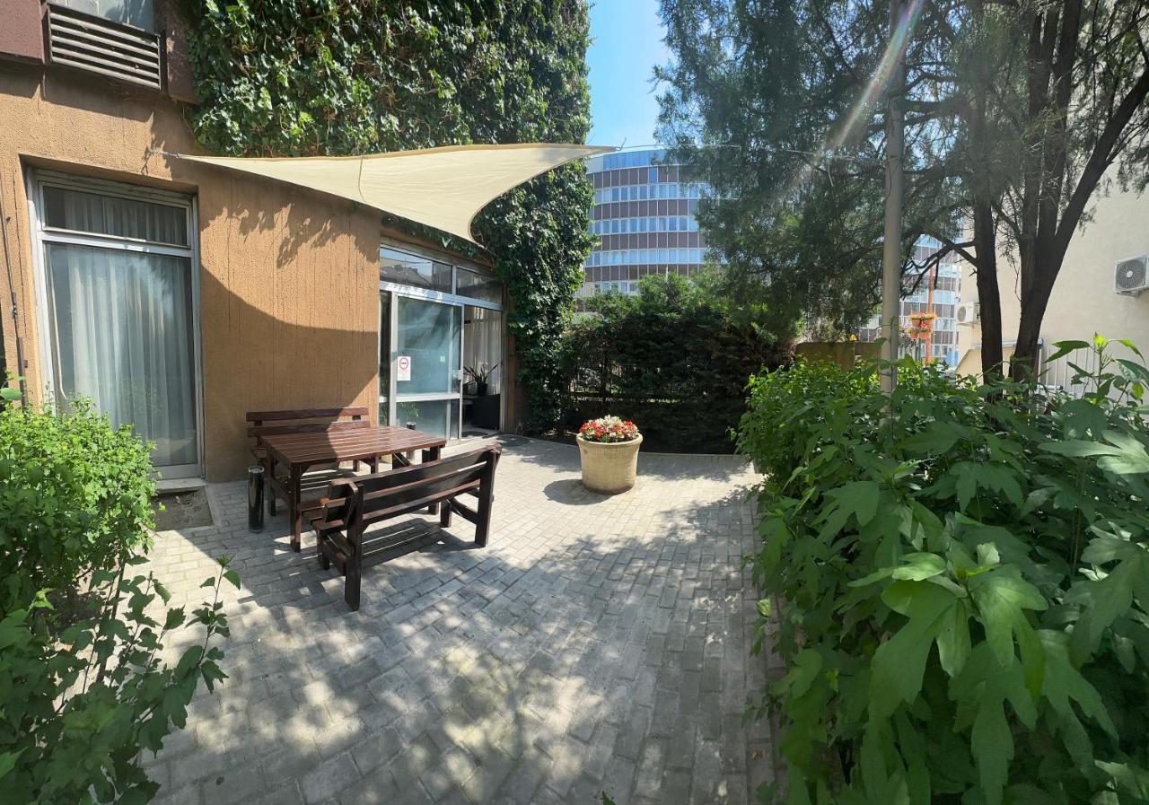 H1 Apartmanok ブダペスト エクステリア 写真